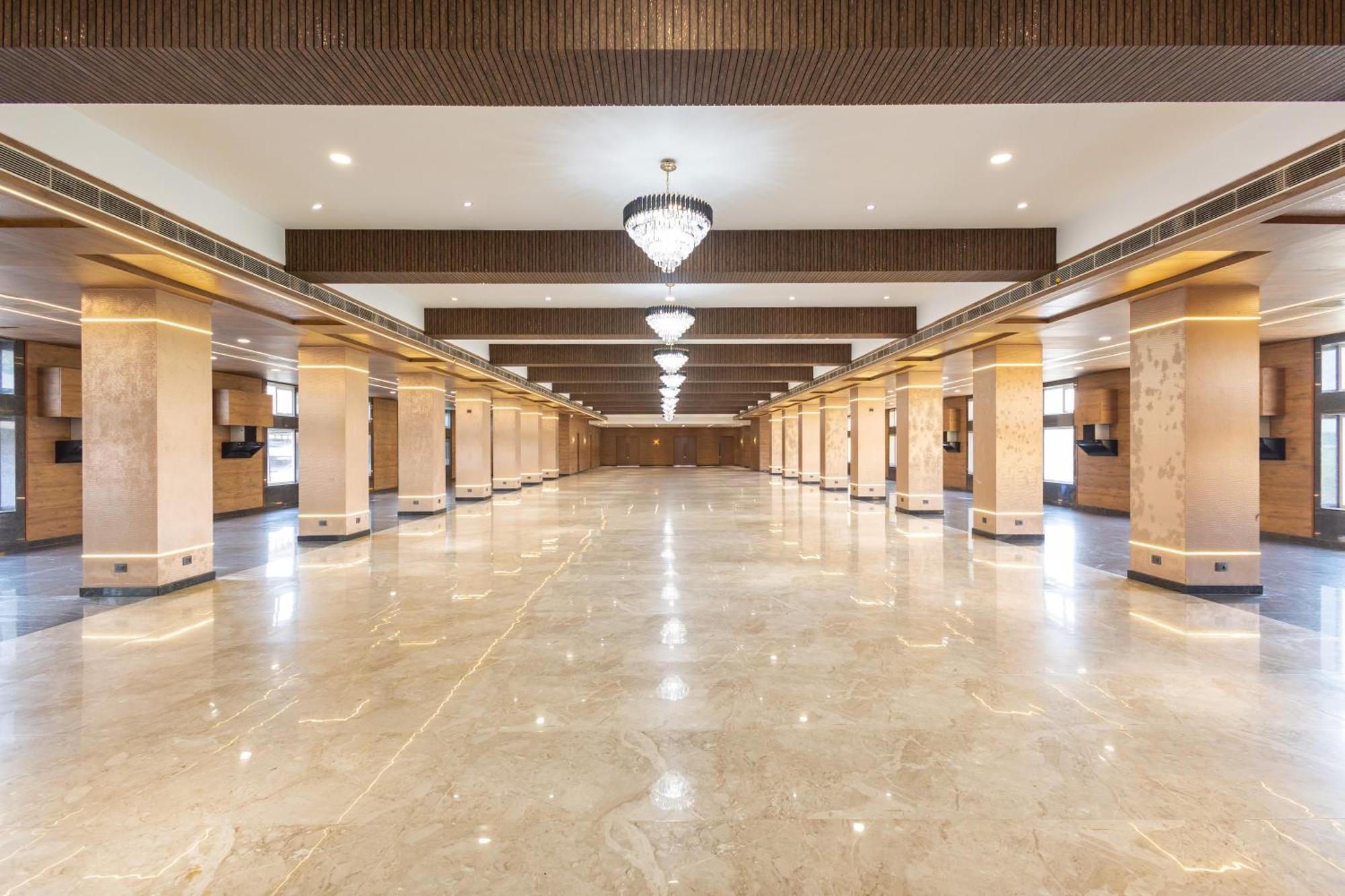 Maryada Maitri Resort -100 Rooms & 3 Banquets Sziliguri Kültér fotó